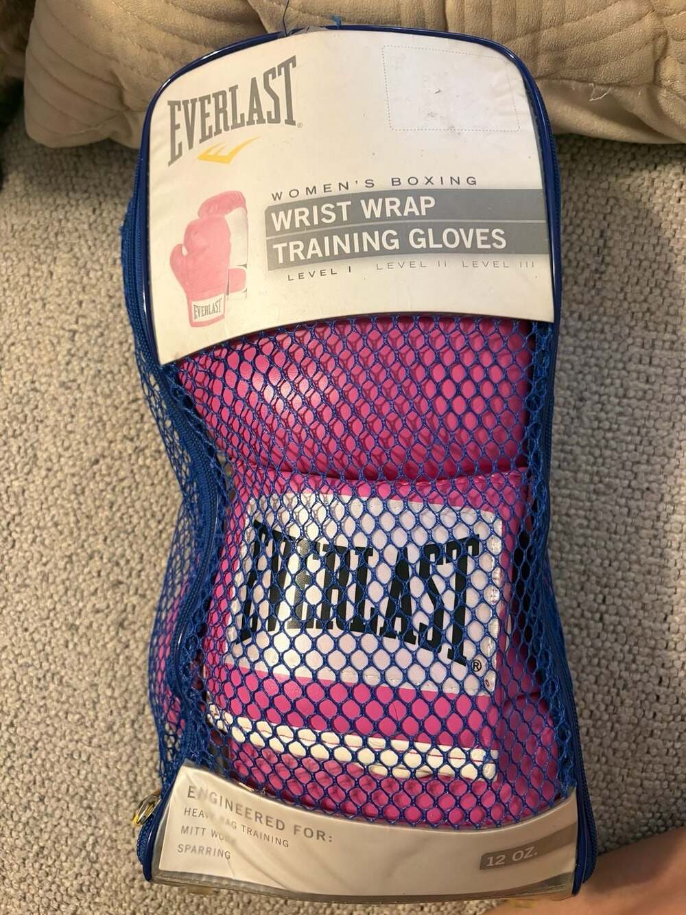 Everlast Women's Pink Wrist Wrap Training Gloves 12 Oz